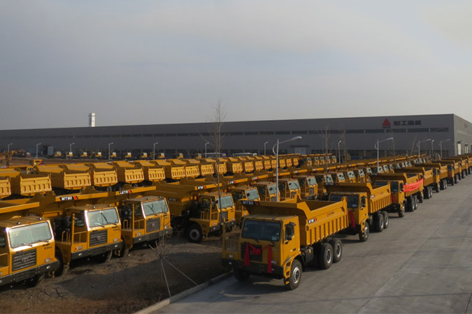 完美电竞•(中国)重机在济南注册成立